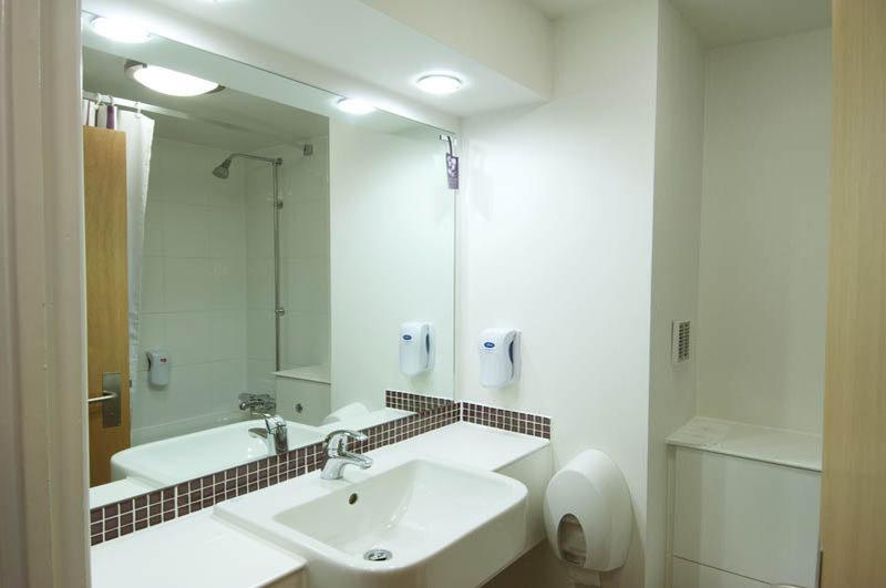 Premier Inn London Croydon West - Purley A23 Zewnętrze zdjęcie